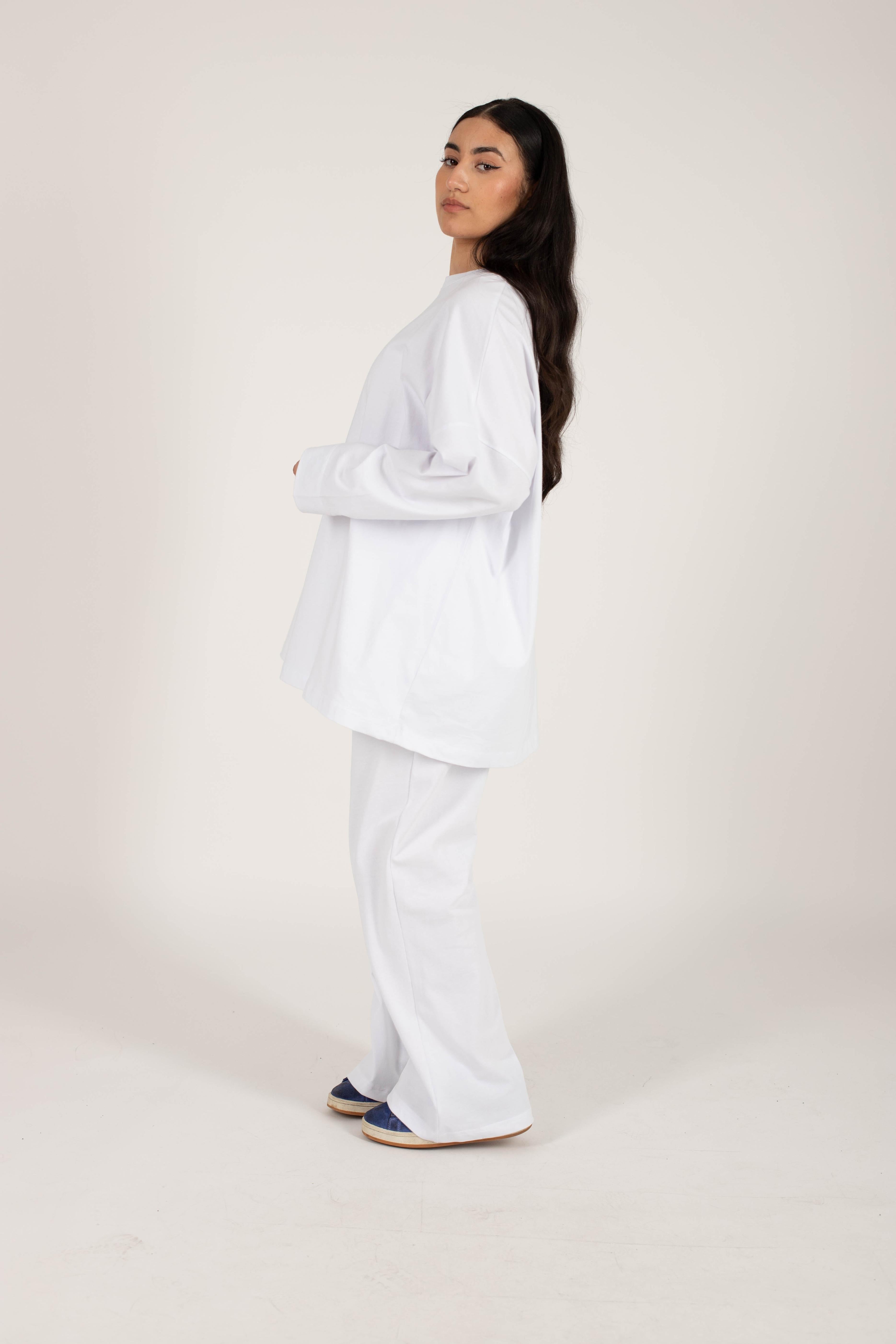 JNA essential white pants