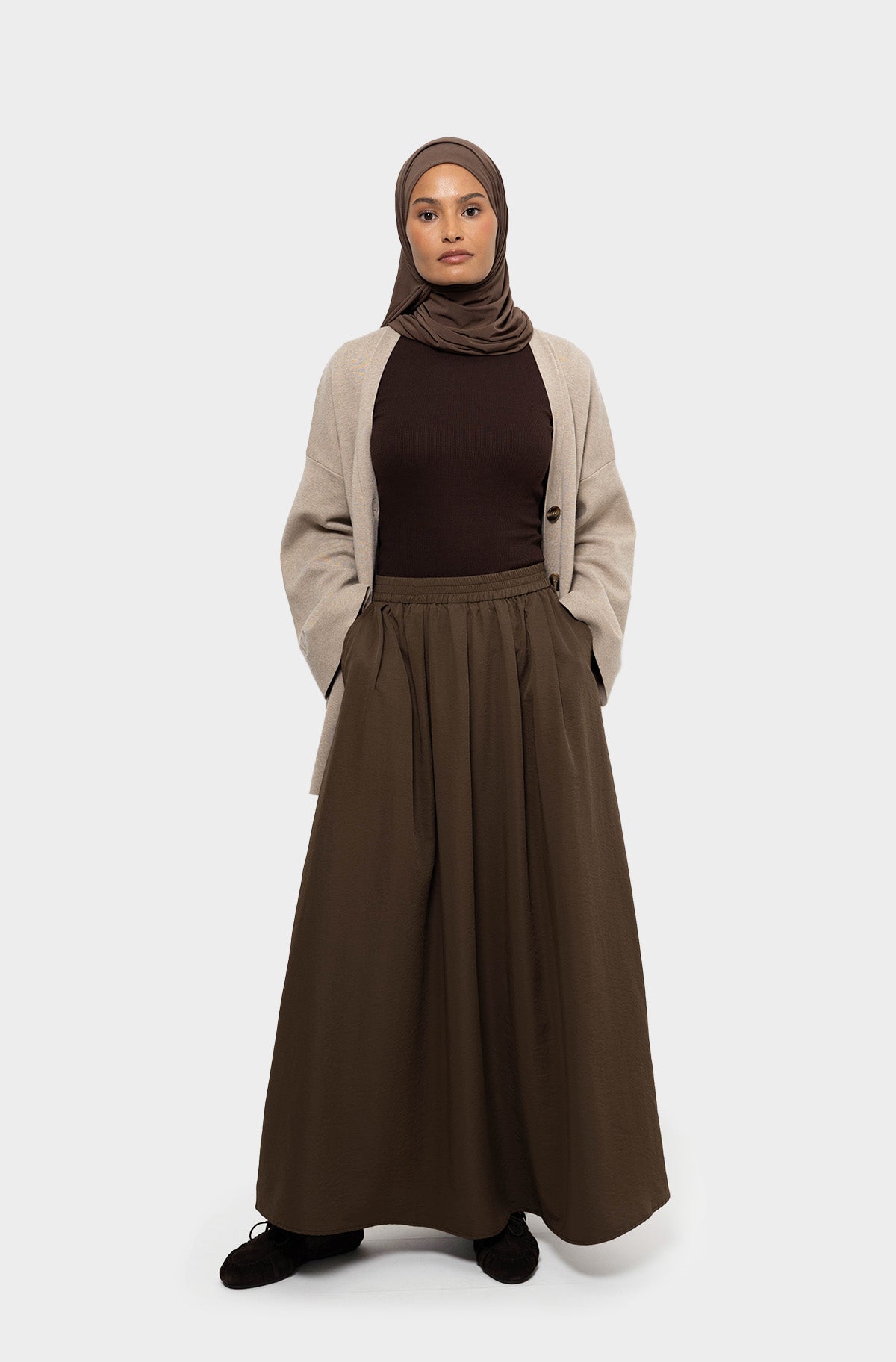 Brown oversize skirt