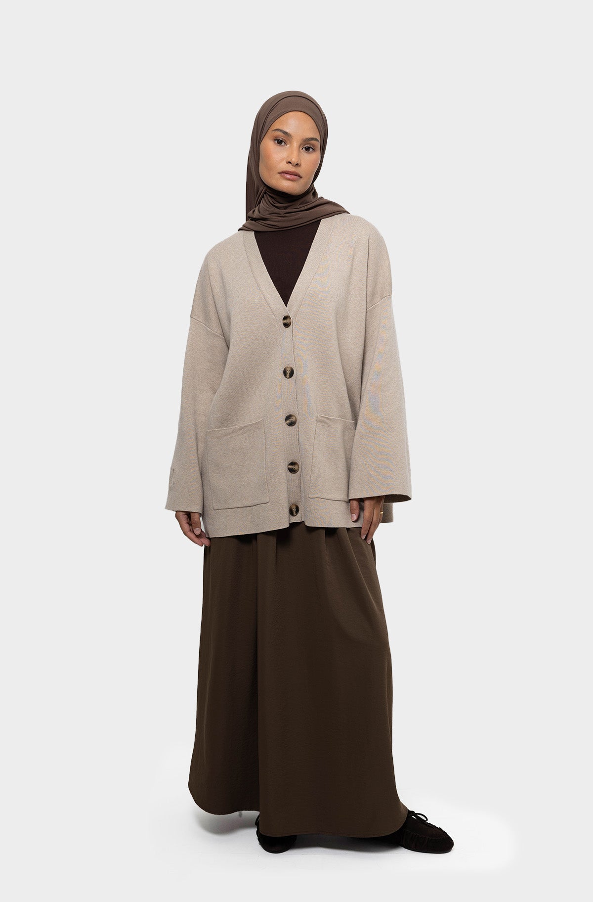 Taupe short cardigan in merino wool