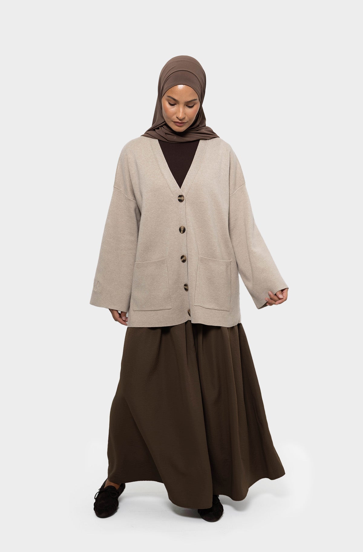 Taupe short cardigan in merino wool