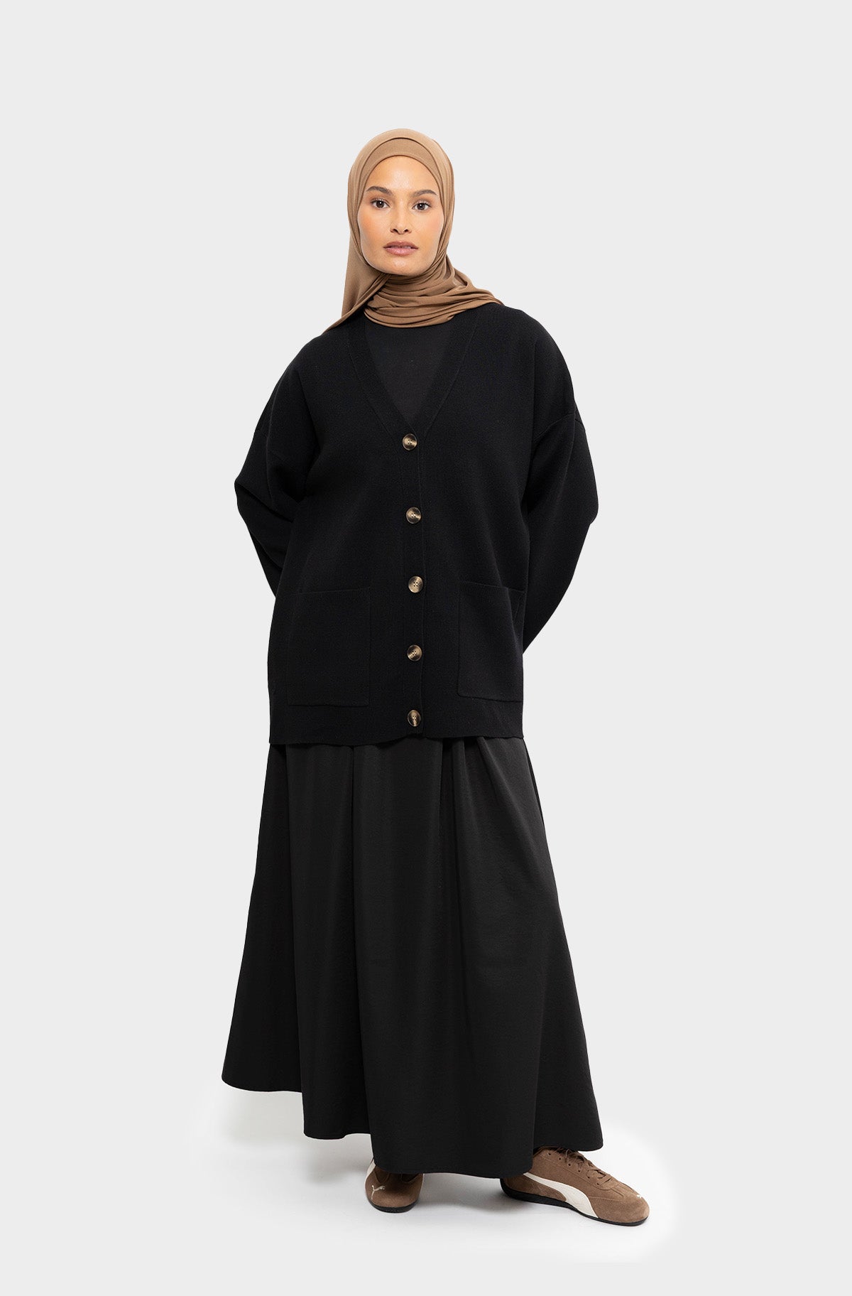 Black short cardigan in merino wool