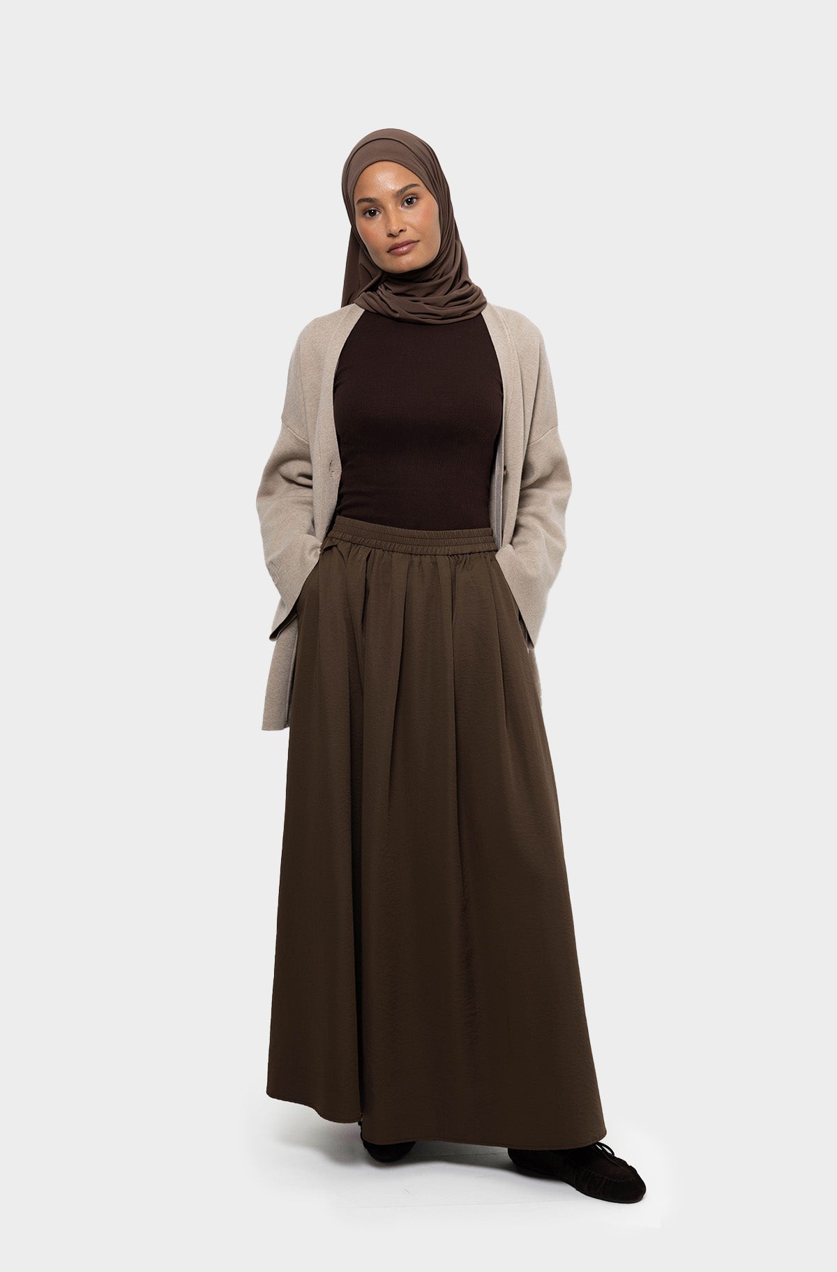 Brown oversize skirt