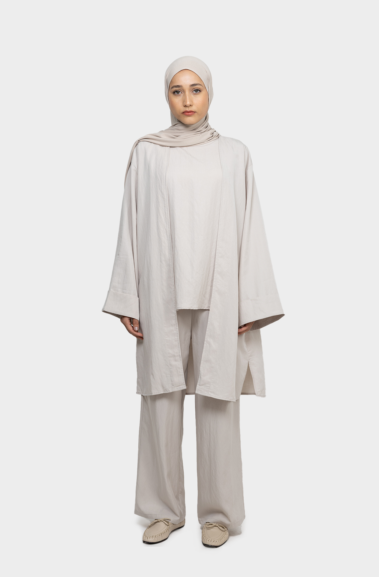 ensemble travel greige