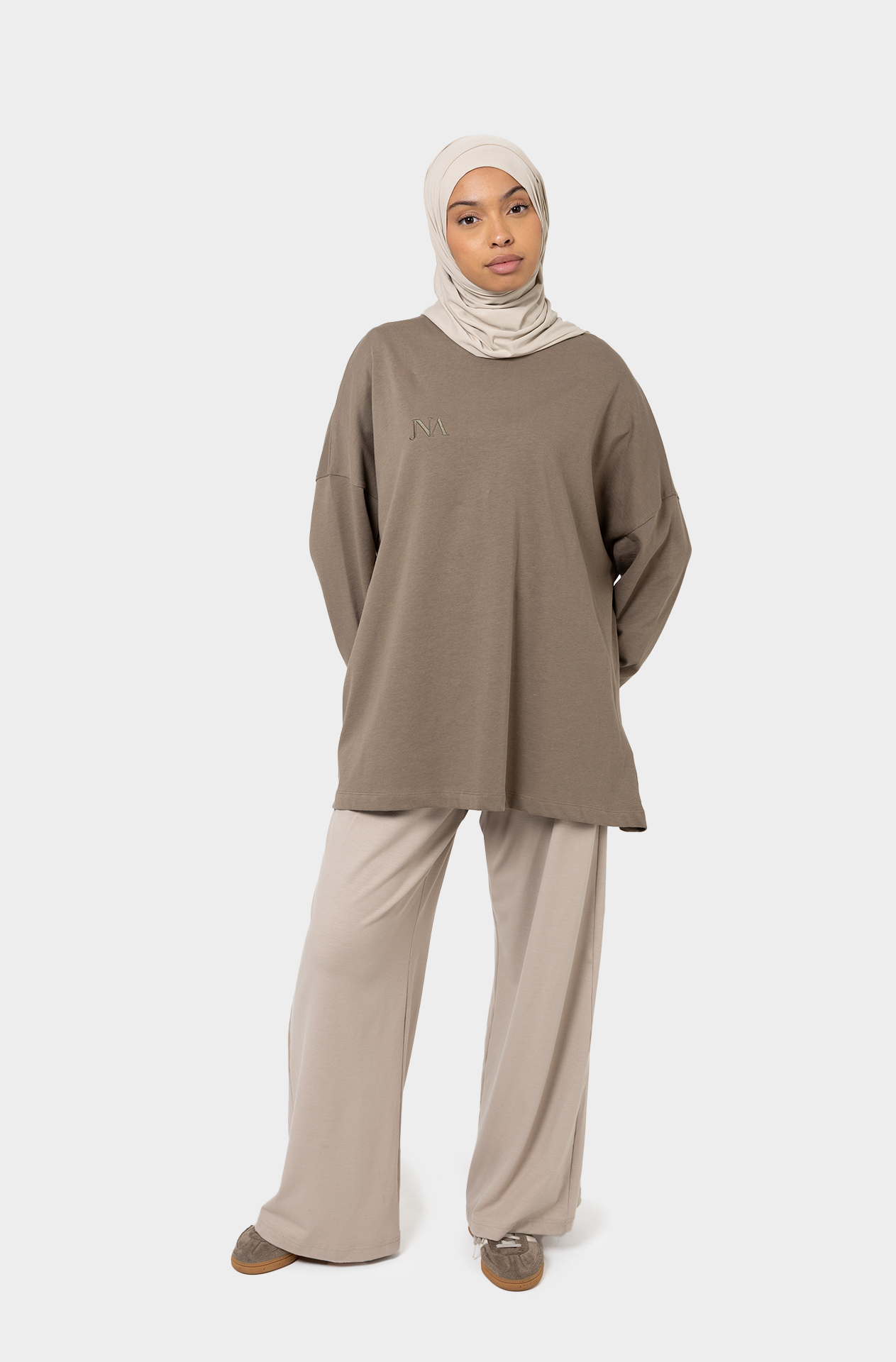 Essential T-shirt Taupe