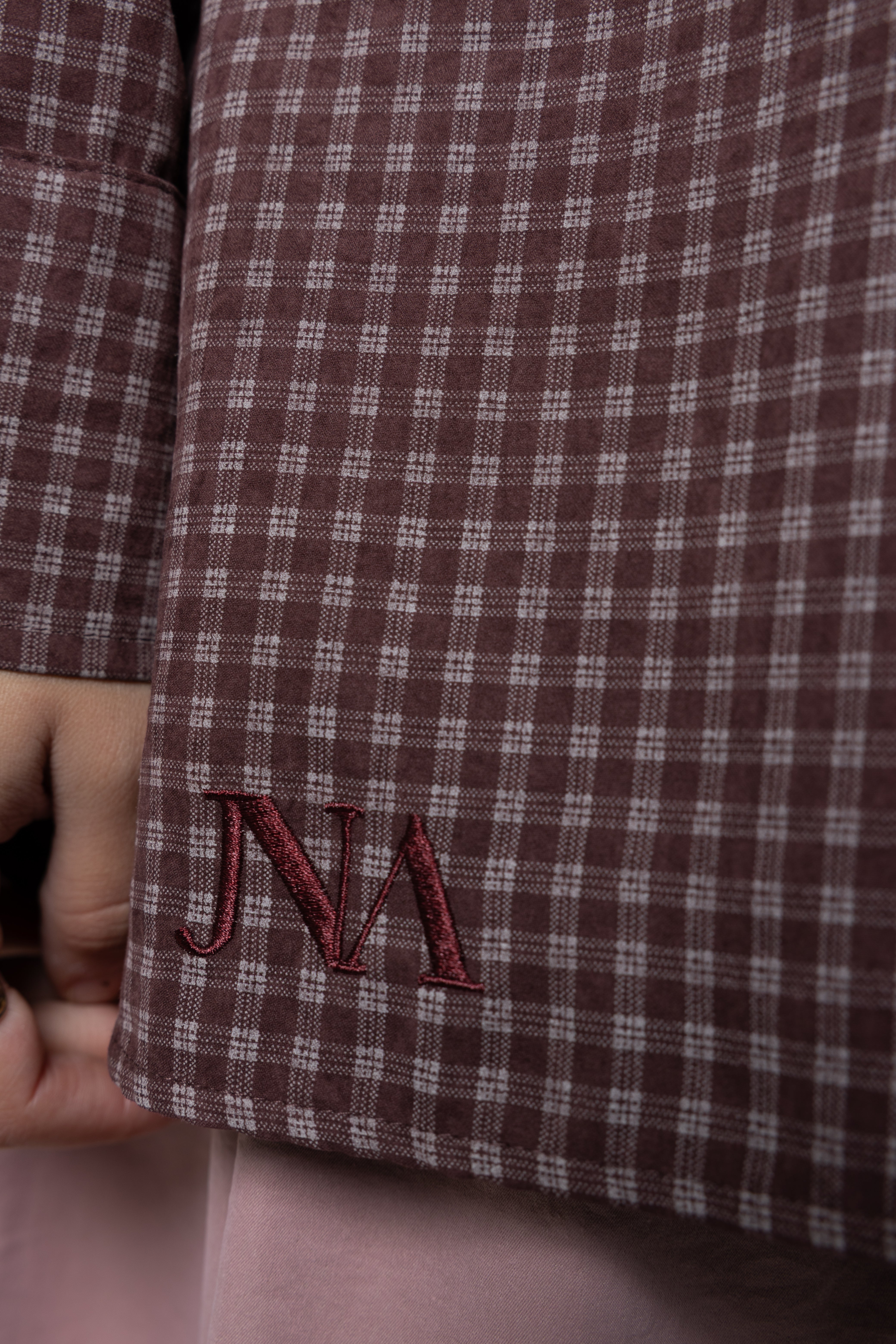 La chemise à carreaux burgundy