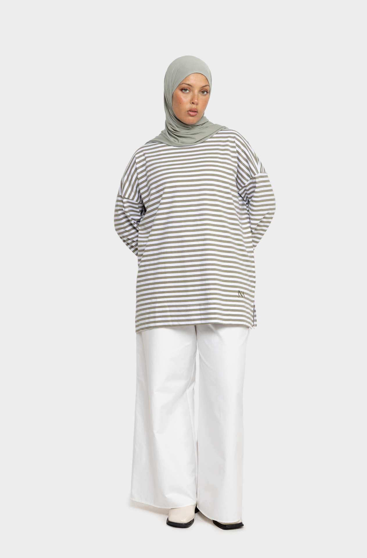 Olive/ecru striped sailor t-shirt