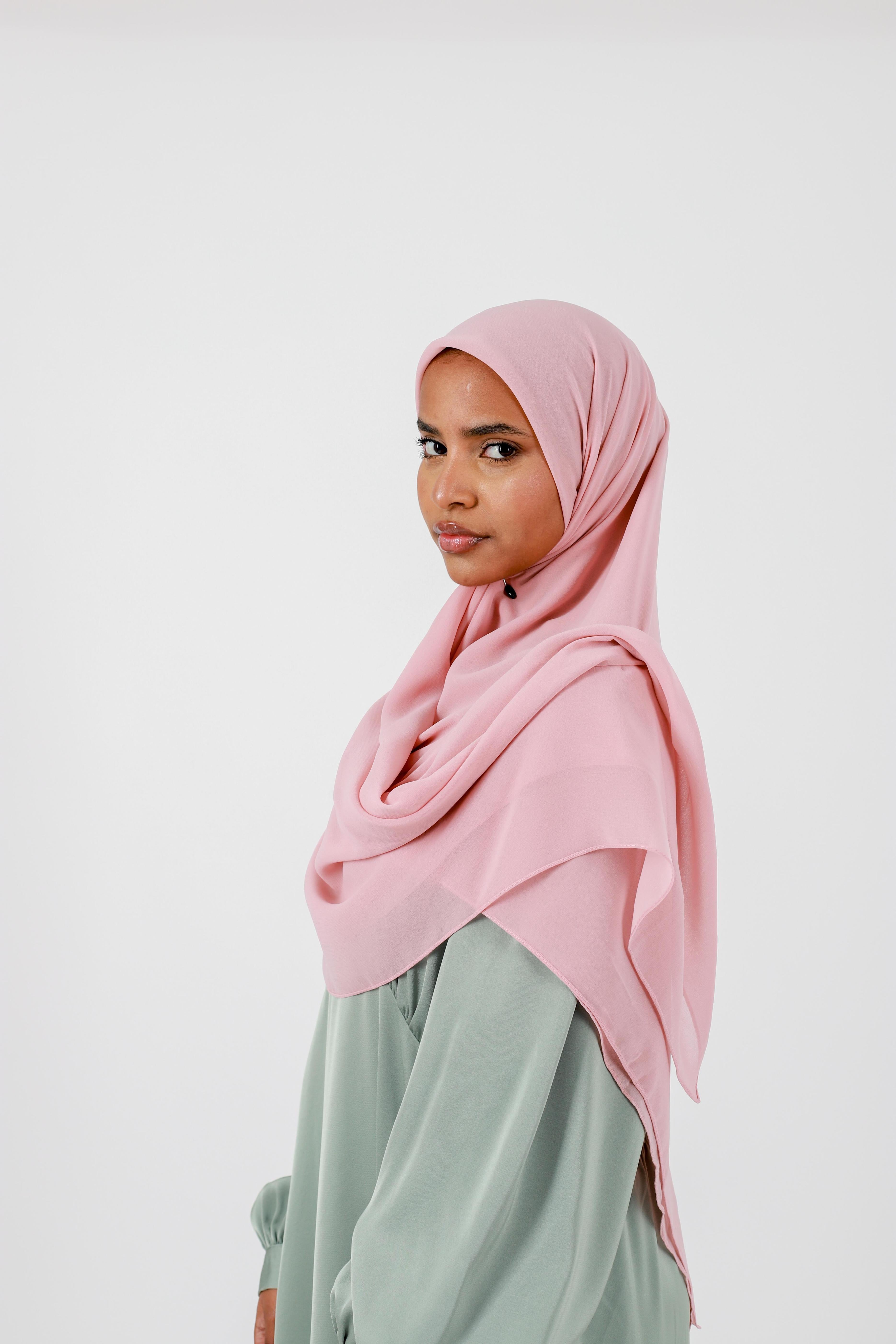 Square muslin hijab