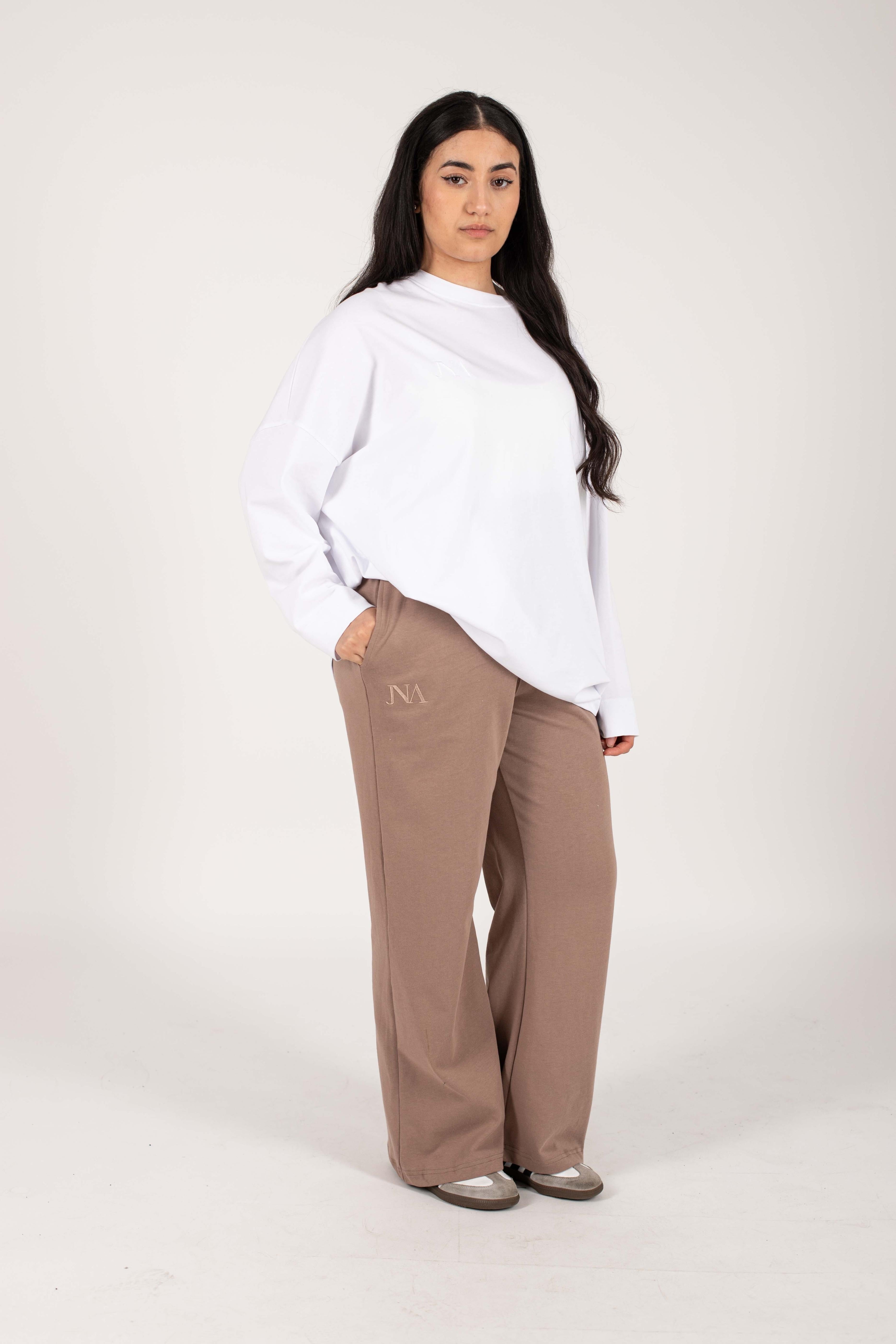 JNA essential taupe pants