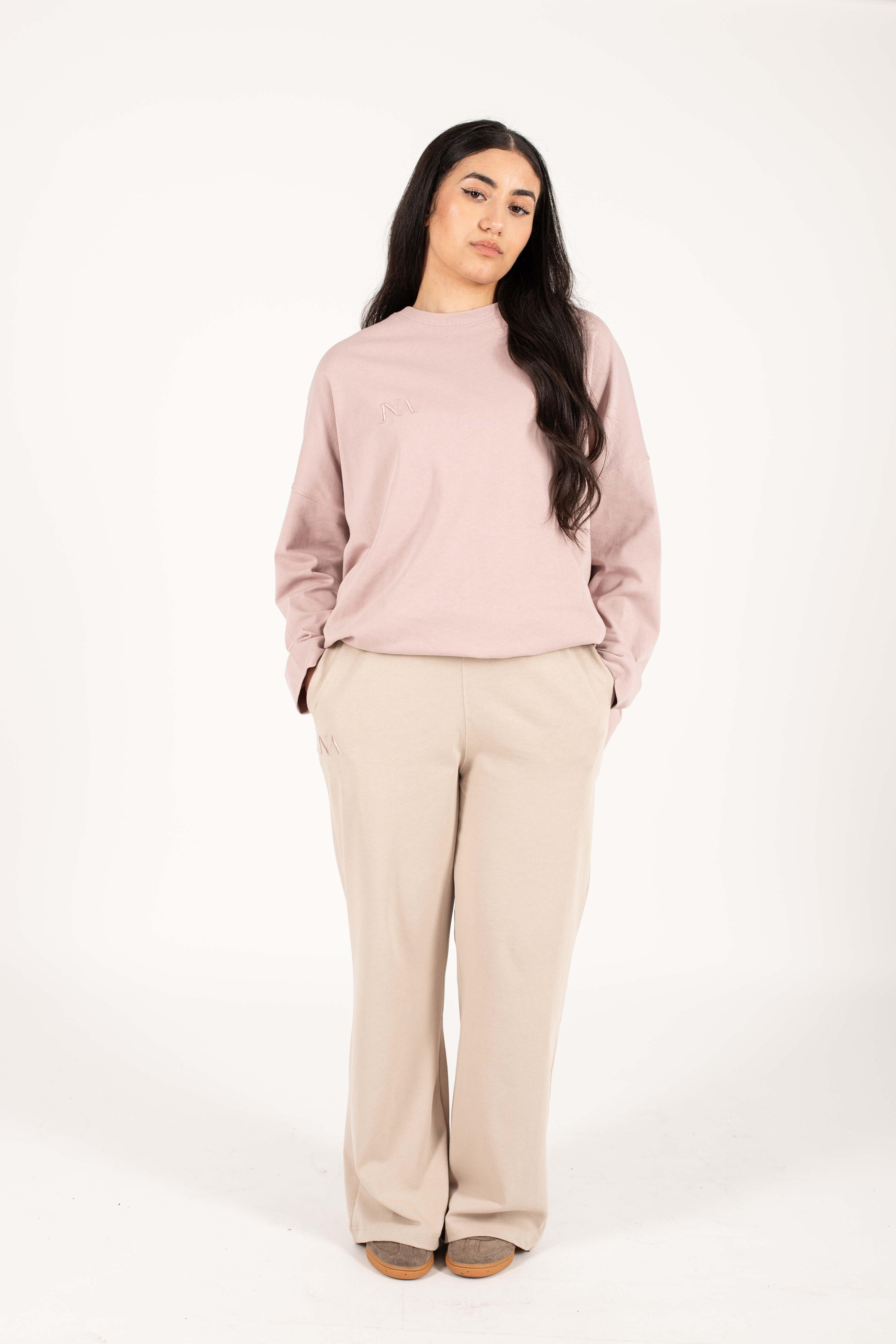 JNA essential beige pants