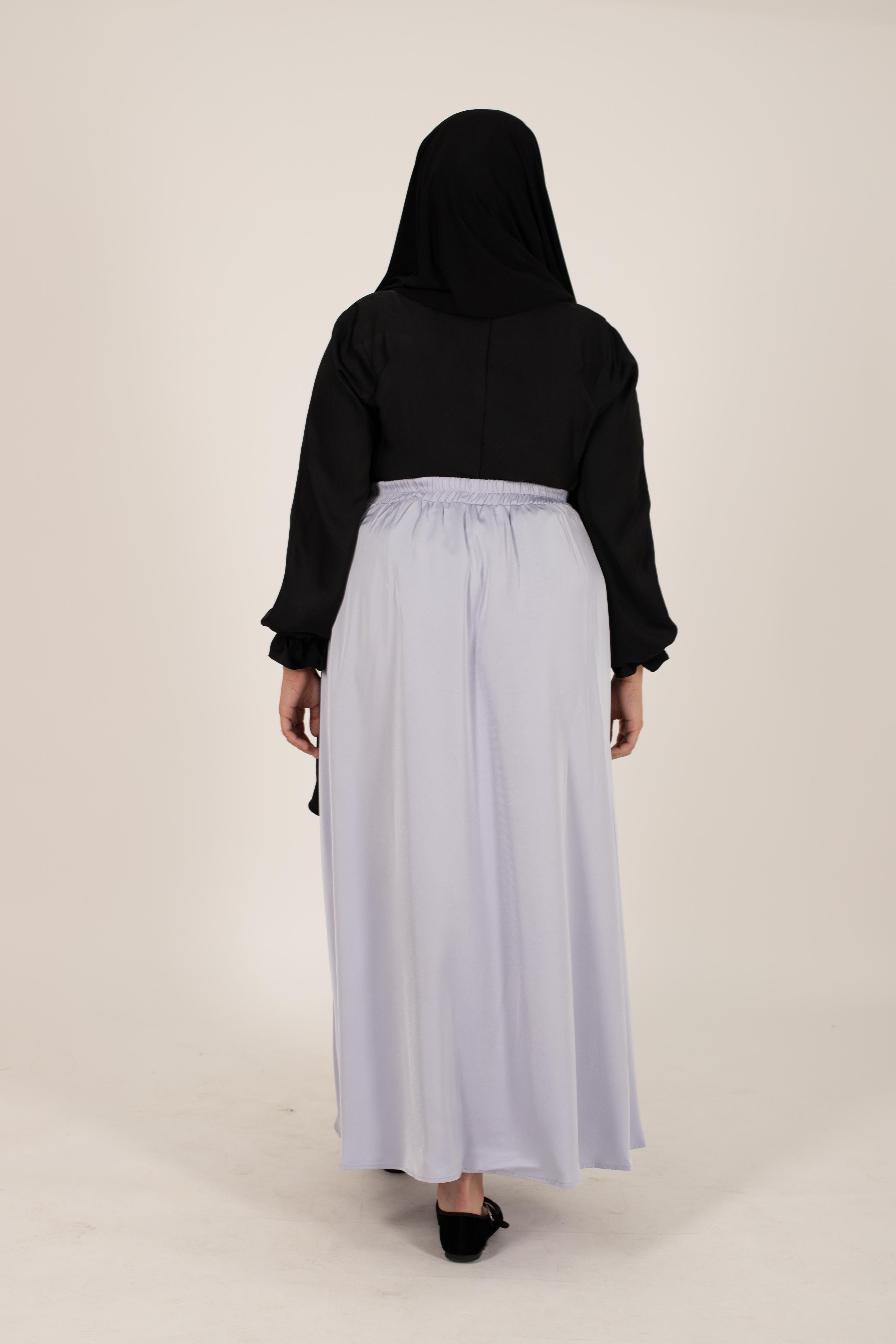 Long skirt flared satin light gris