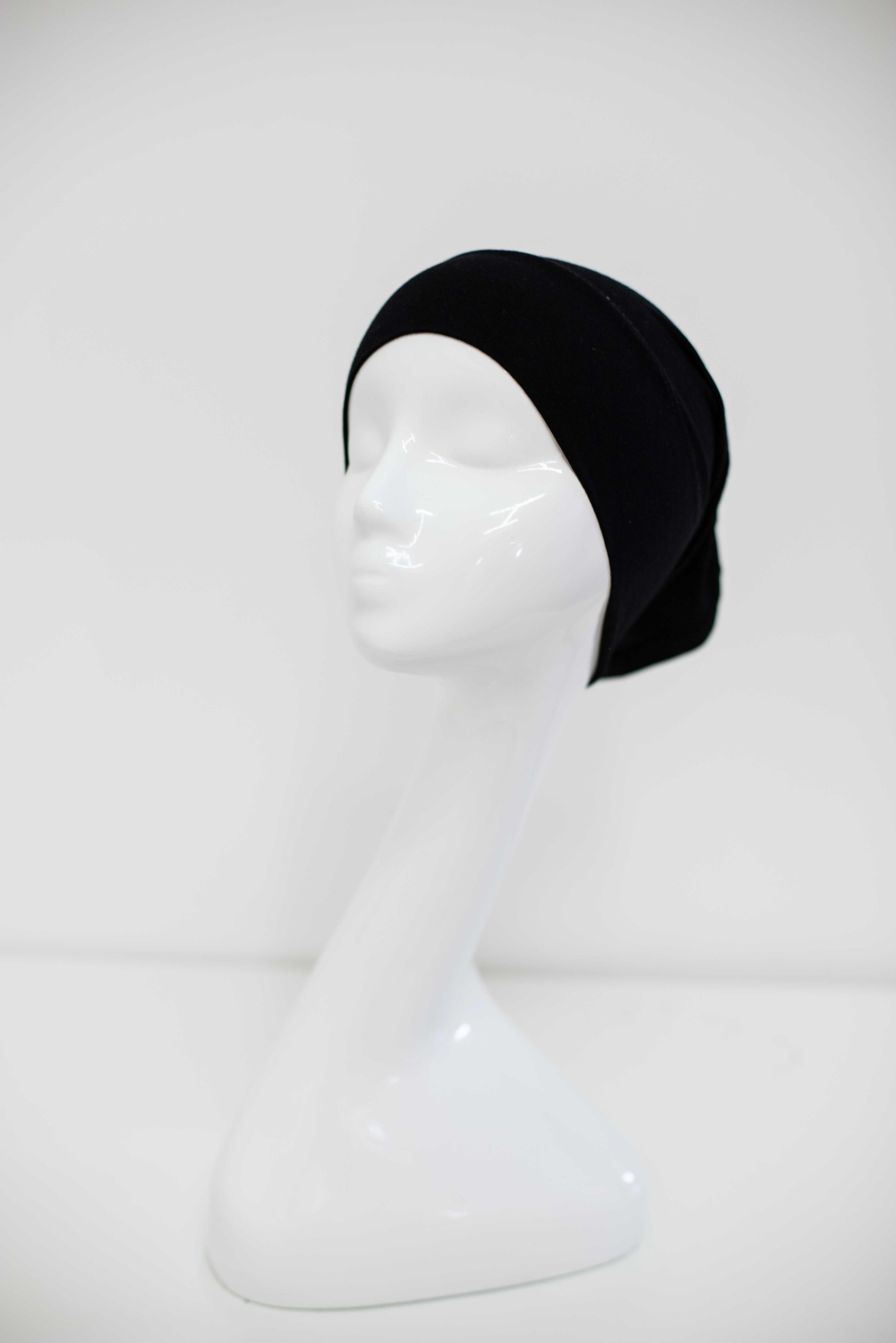 Bonnet tube hijab