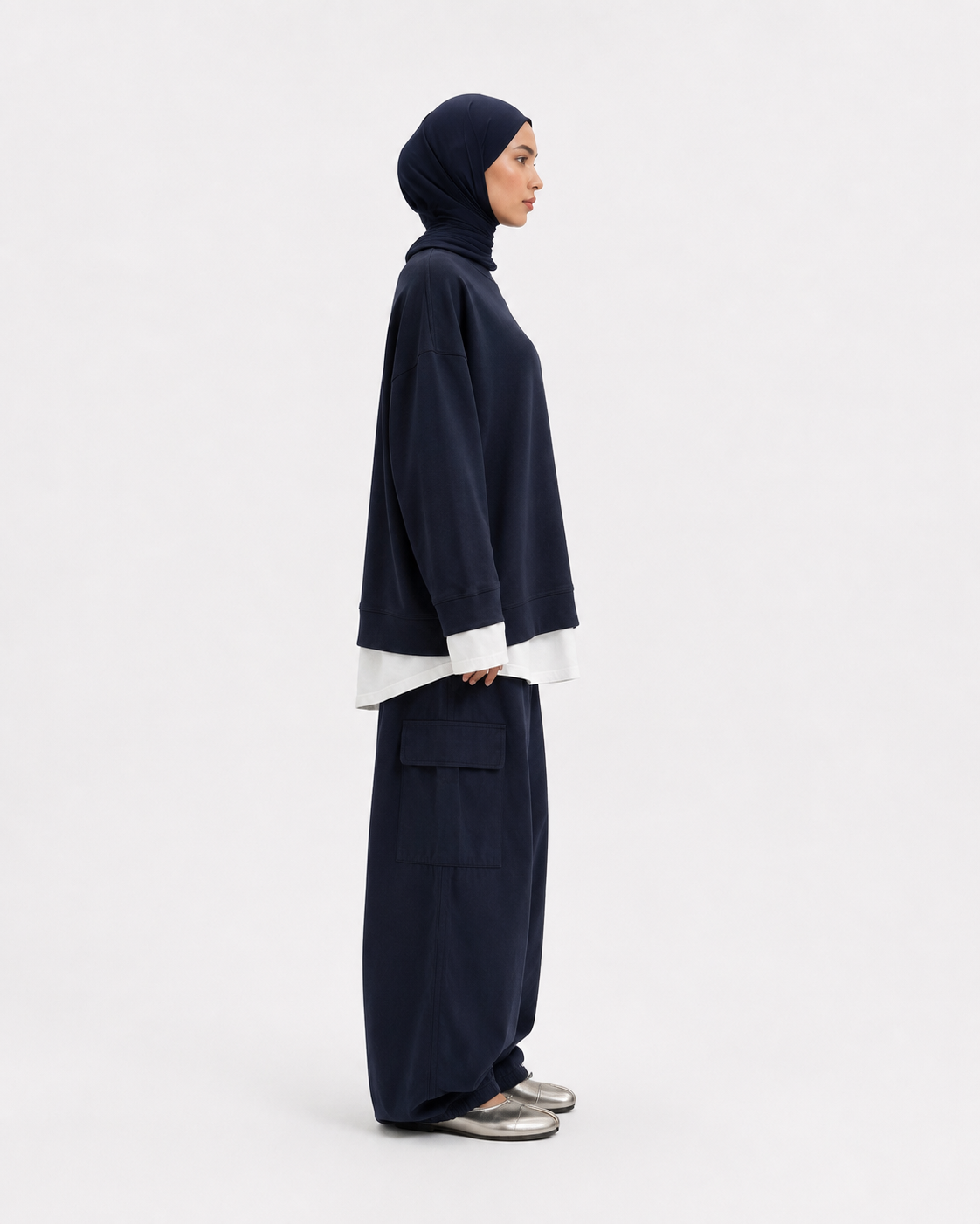 Two-material sweater navy
