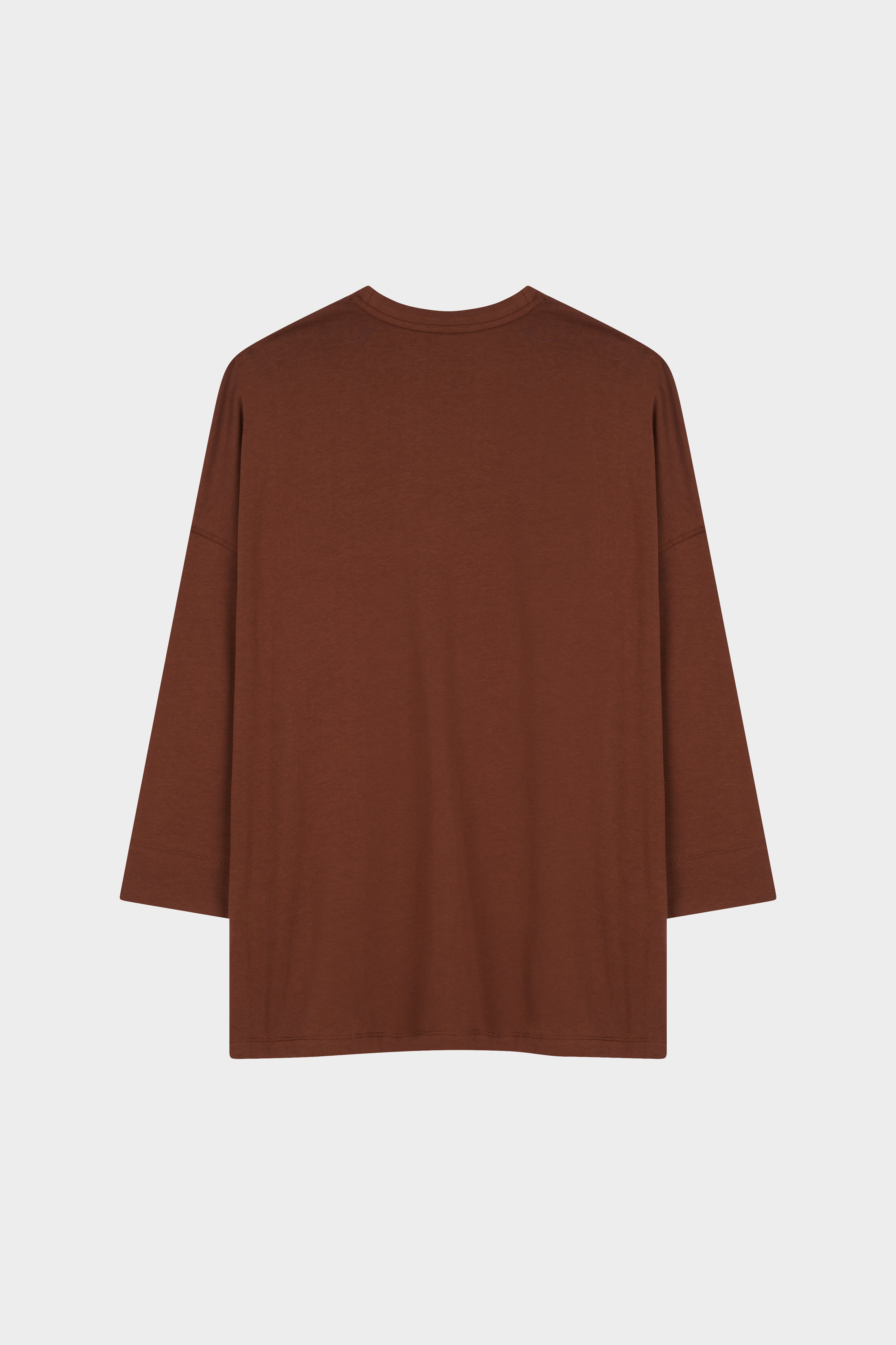 Brown oversized t-shirt