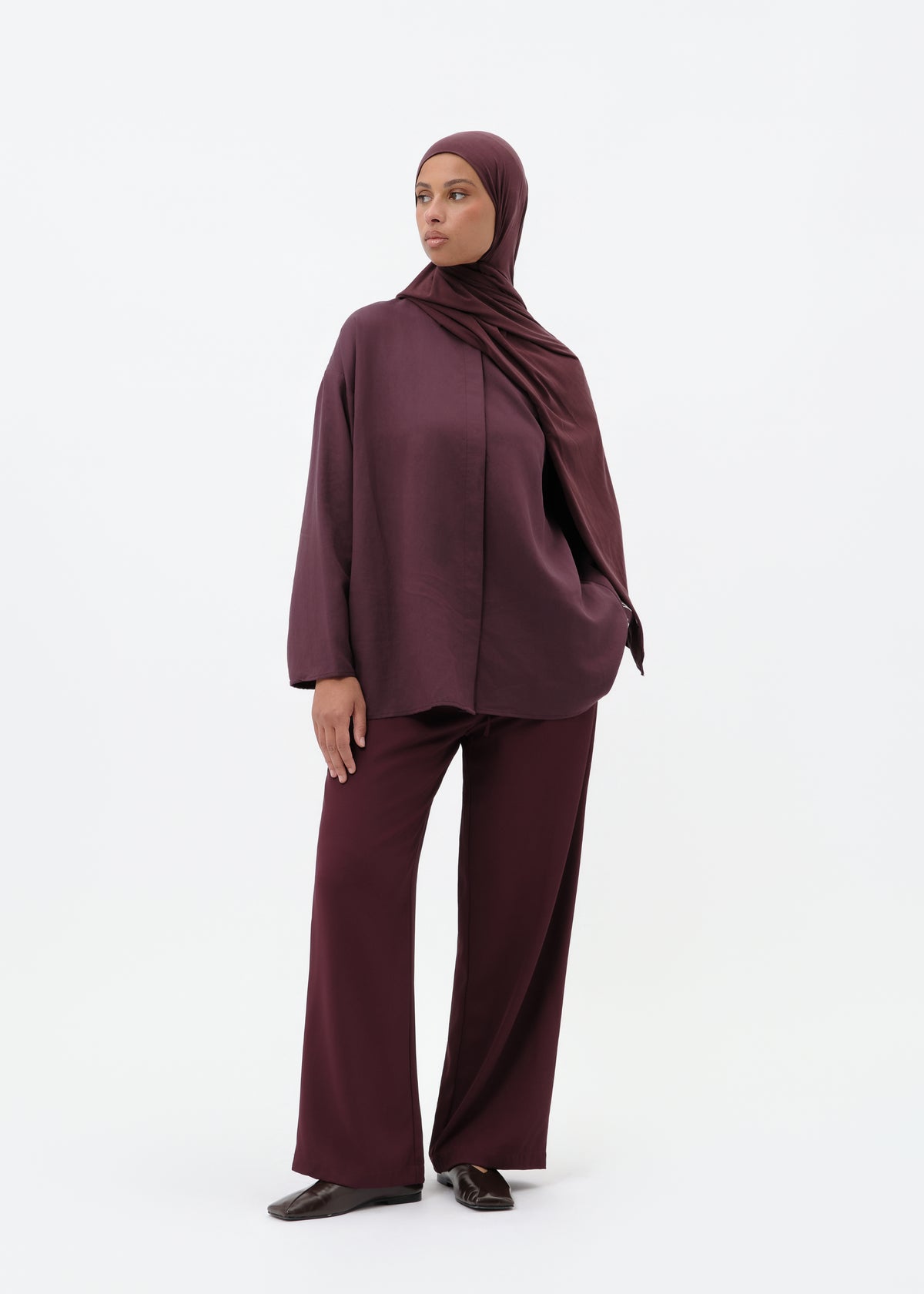 Essential pants burgundy