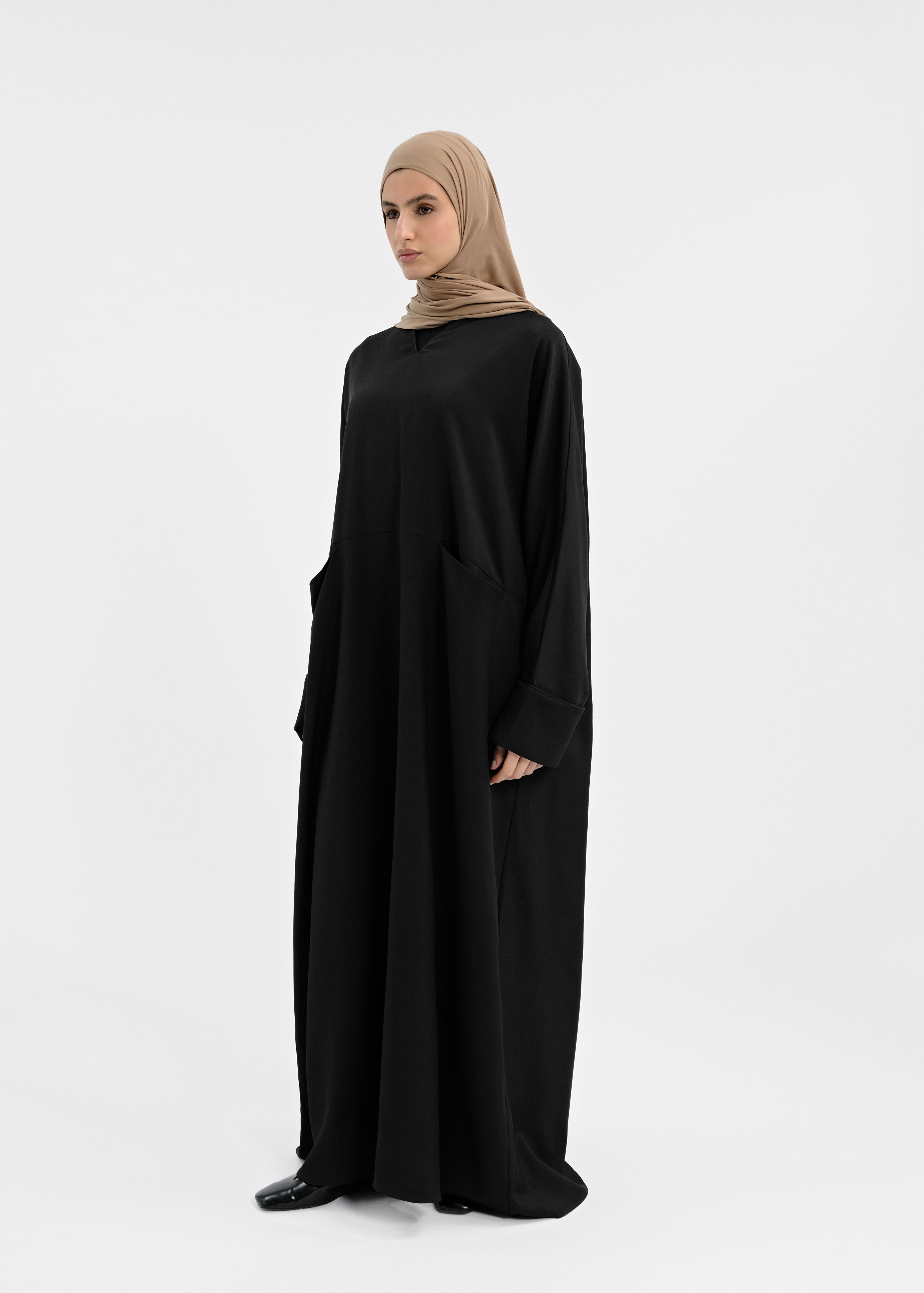 Abaya col v noir
