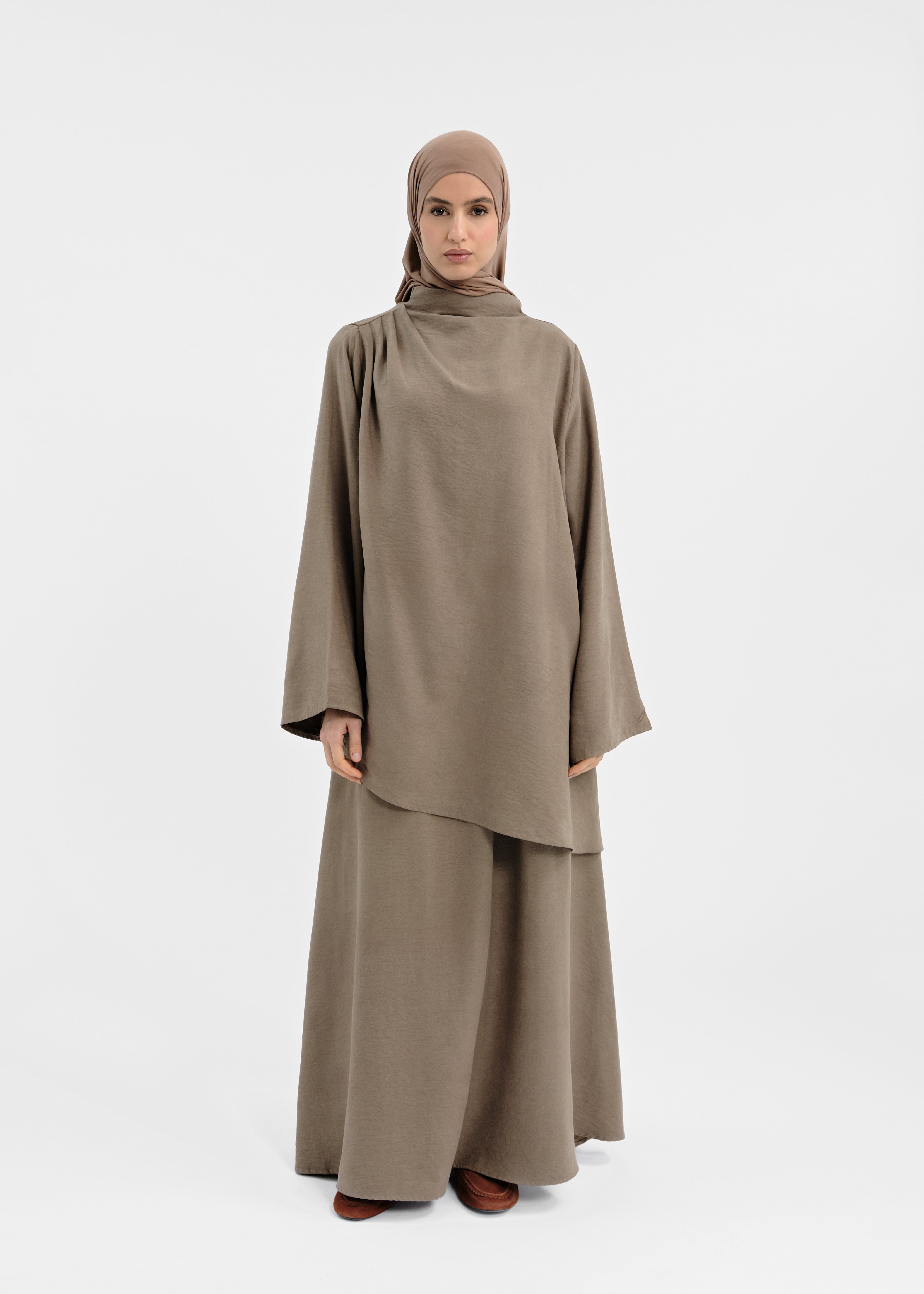 Ensemble Nefta taupe