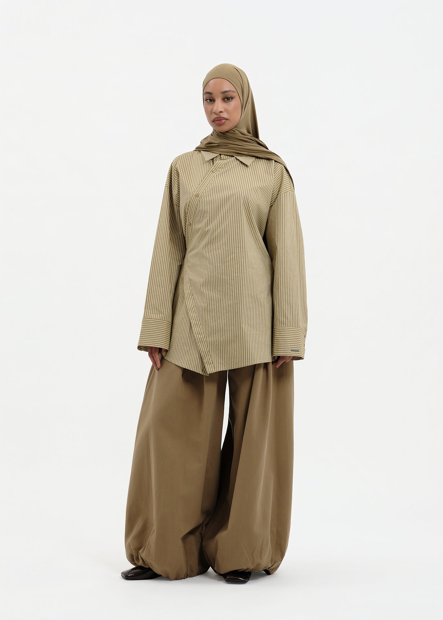 Shirt to tie anis