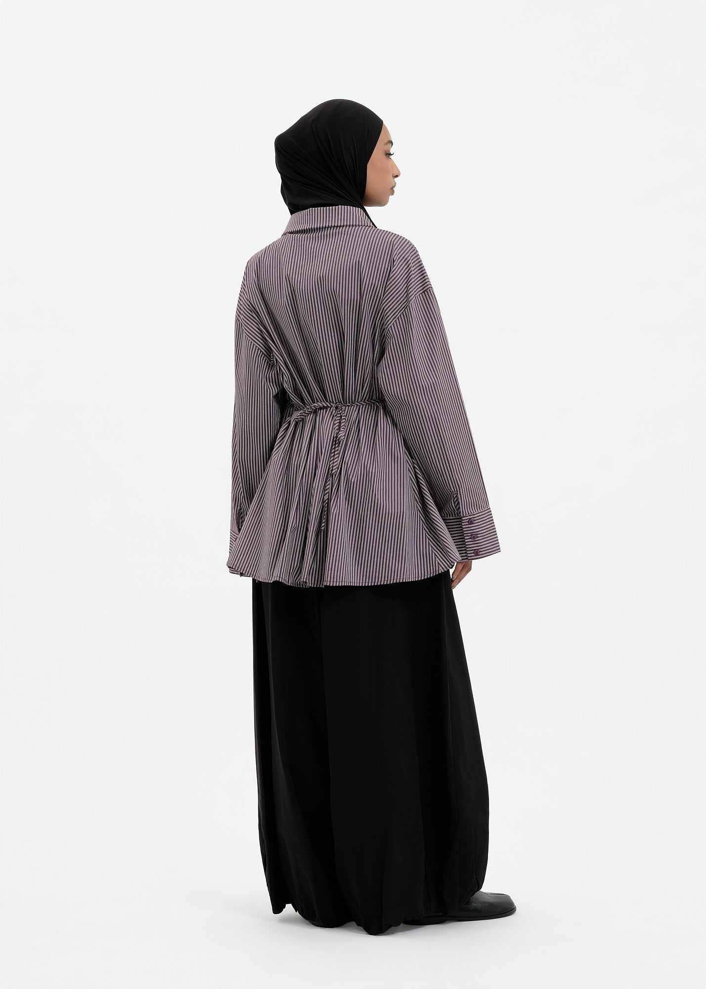 black baloon pants