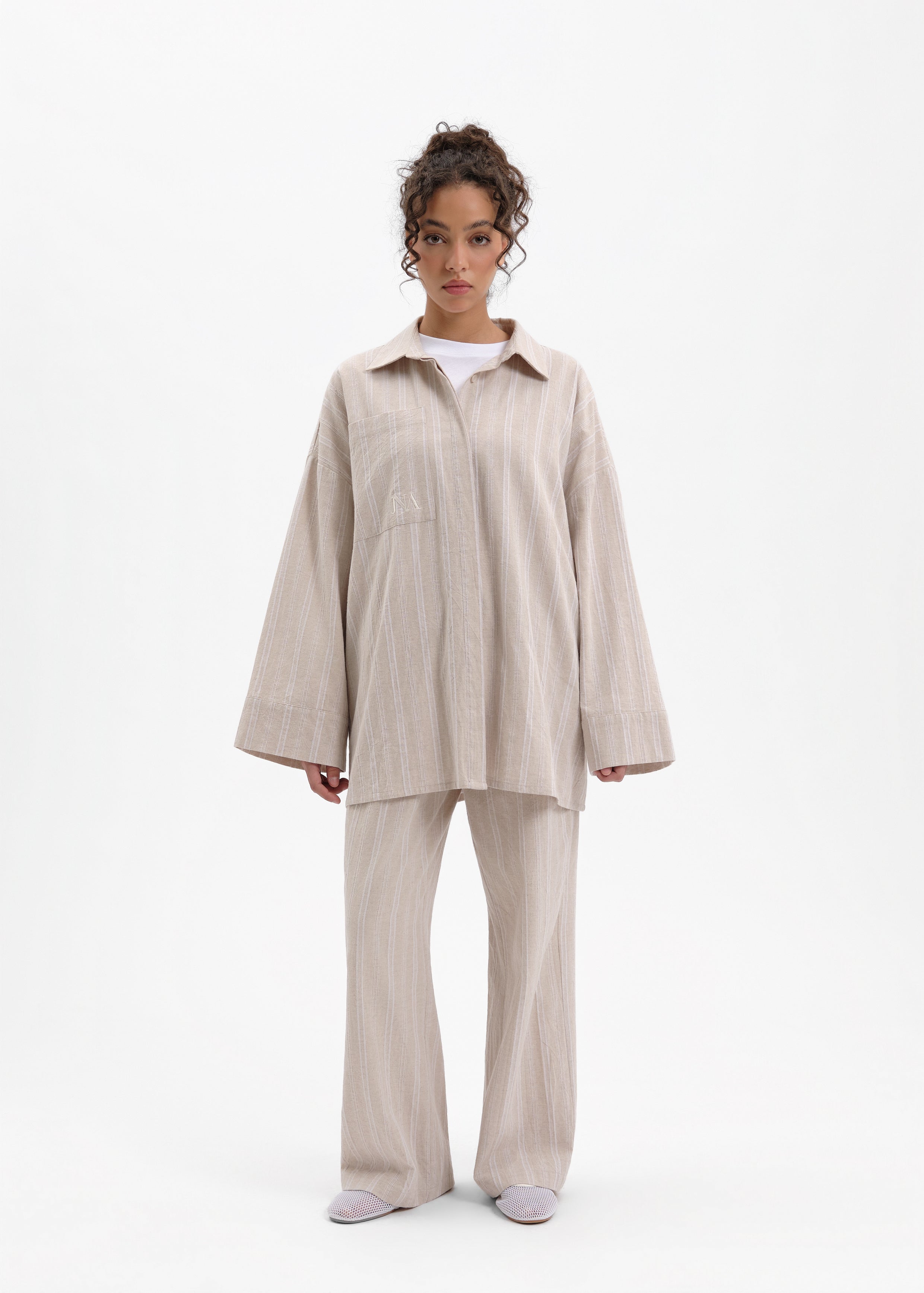 Line set beige 
