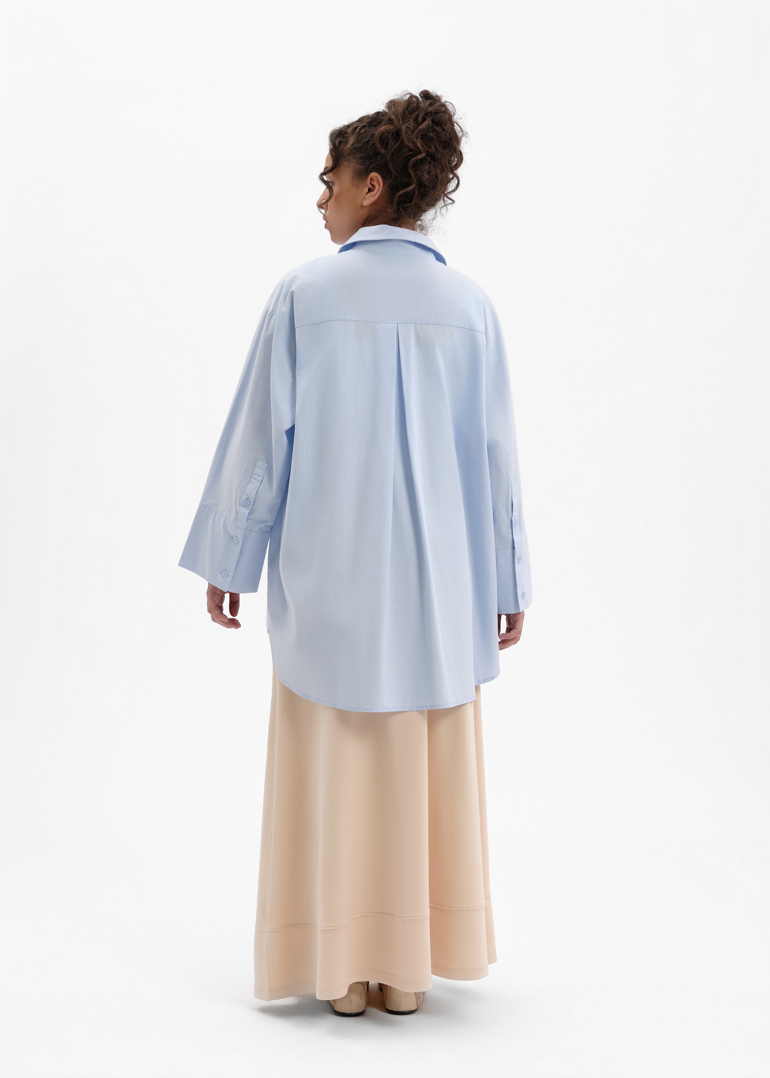 Oversized blue shirt