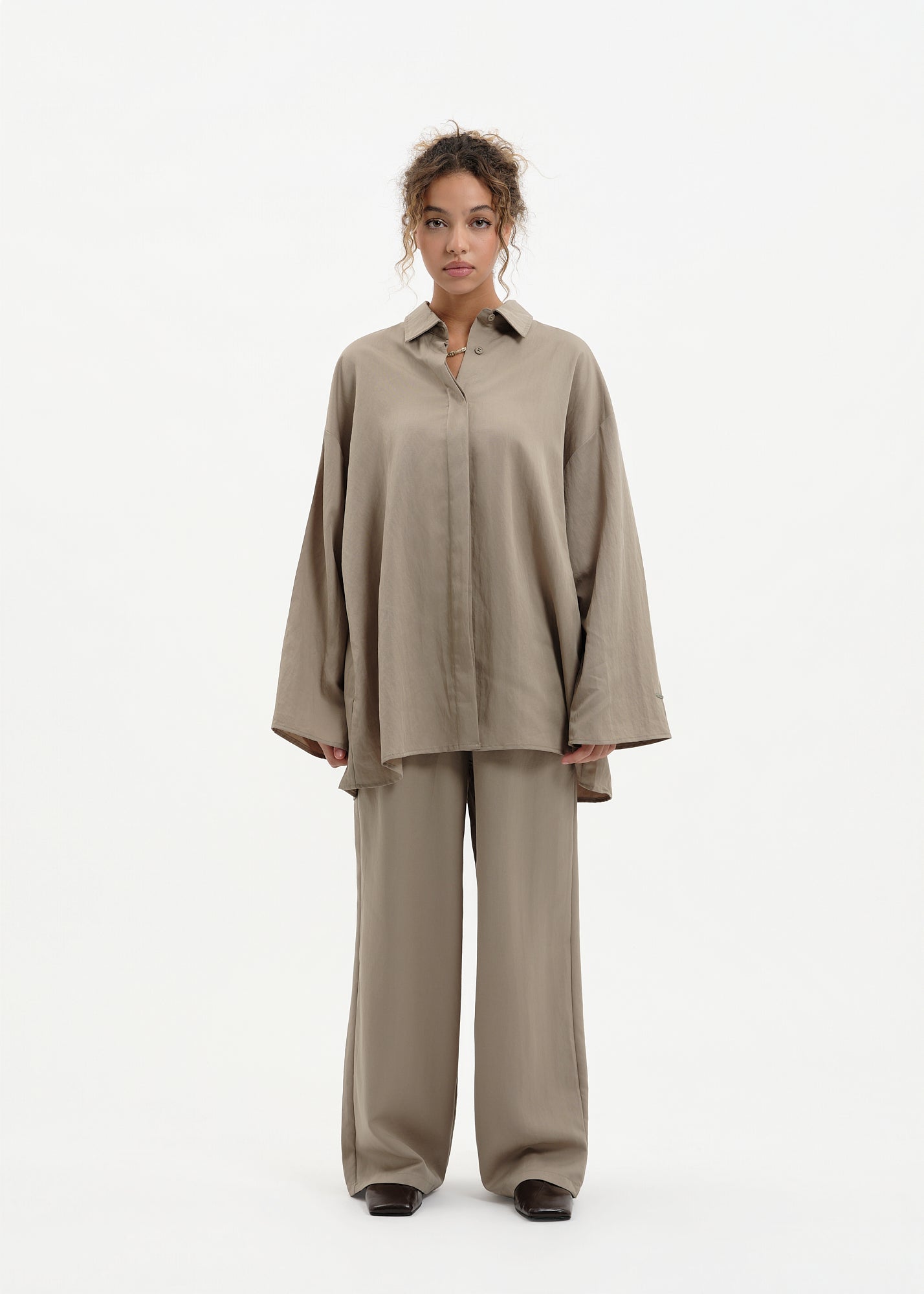 Pantalon casual olive