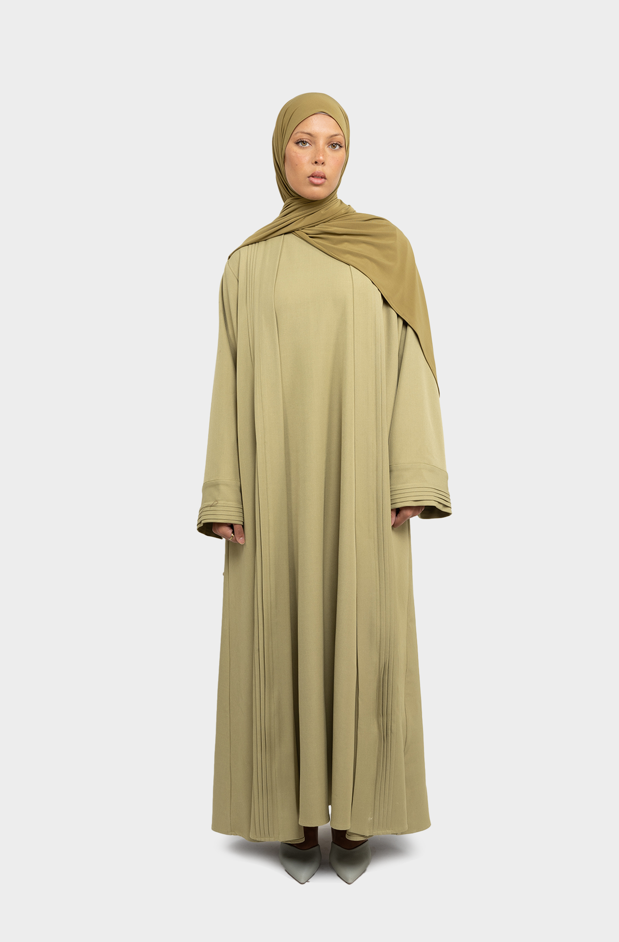 Loujain II olive abaya set 