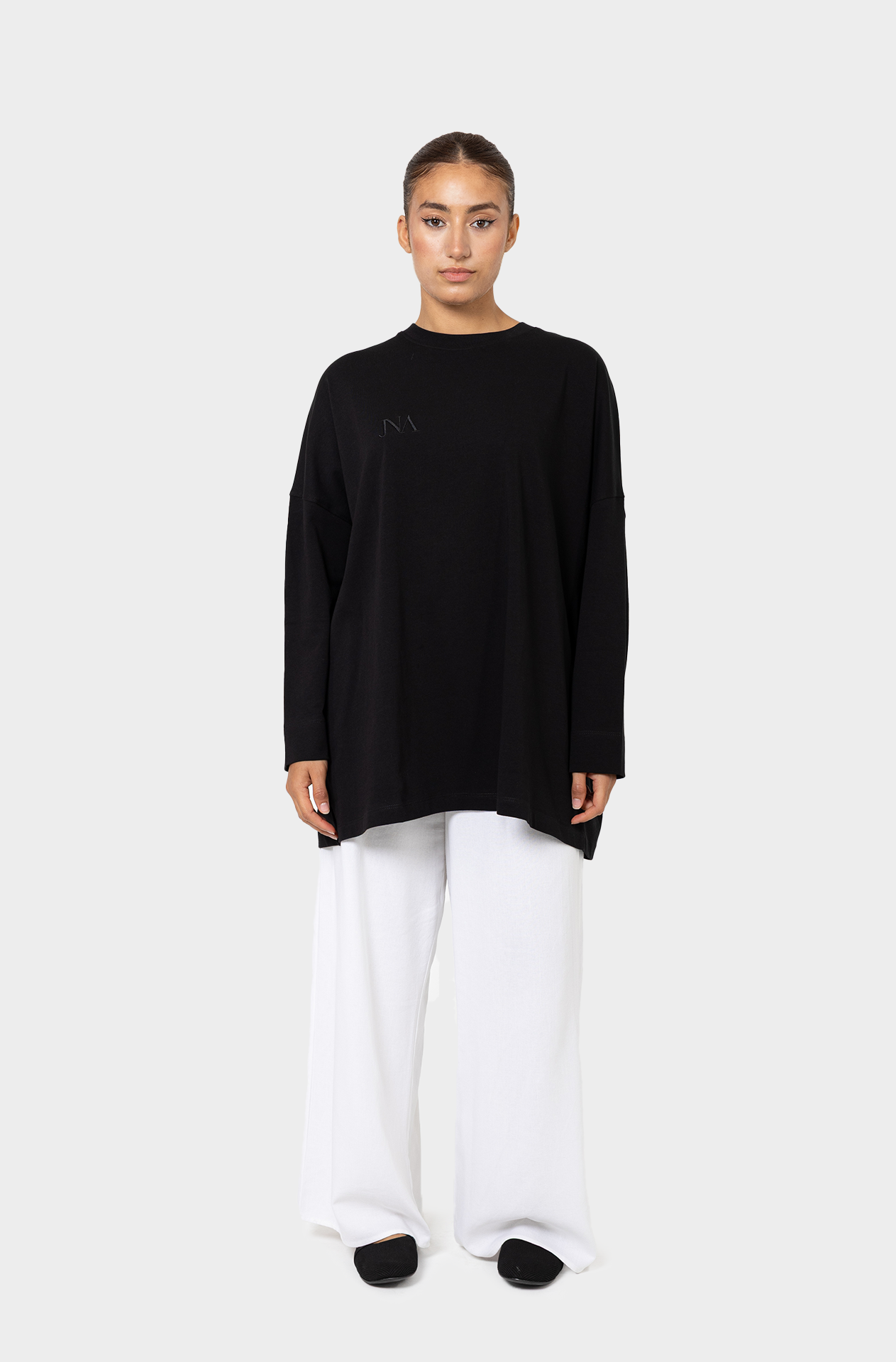 Essential black/black t-shirt JNA